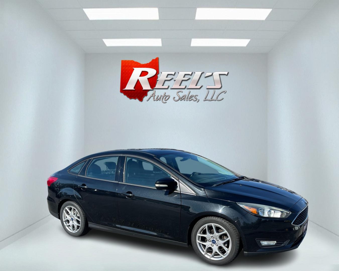 2015 Black /Black Ford Focus SE Sedan (1FADP3F27FL) with an 2.0L I4 DOHC 16V engine, 6-Speed Automatic transmission, located at 11115 Chardon Rd. , Chardon, OH, 44024, (440) 214-9705, 41.580246, -81.241943 - Photo#3